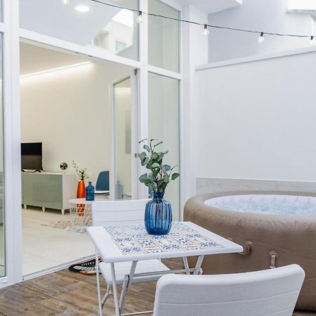 Spa & Relax Aesthetic Apartment 50M Dal Mare مونوبولي المظهر الخارجي الصورة