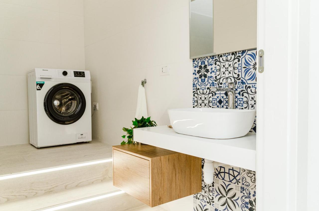 Spa & Relax Aesthetic Apartment 50M Dal Mare مونوبولي المظهر الخارجي الصورة